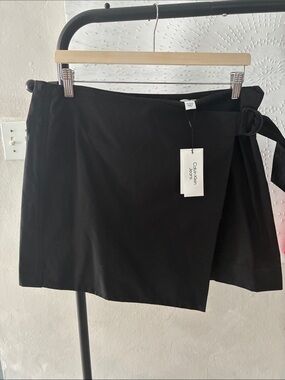Calvin Klein Jeans Black Tie-Waist Mini Skirt